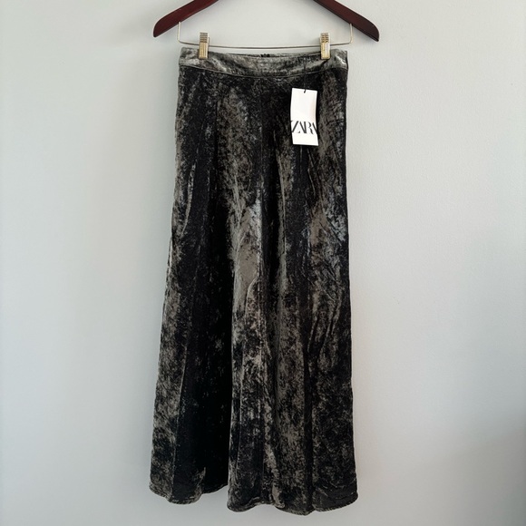 NWT Zara | Velvet Skirt - Picture 3 of 5